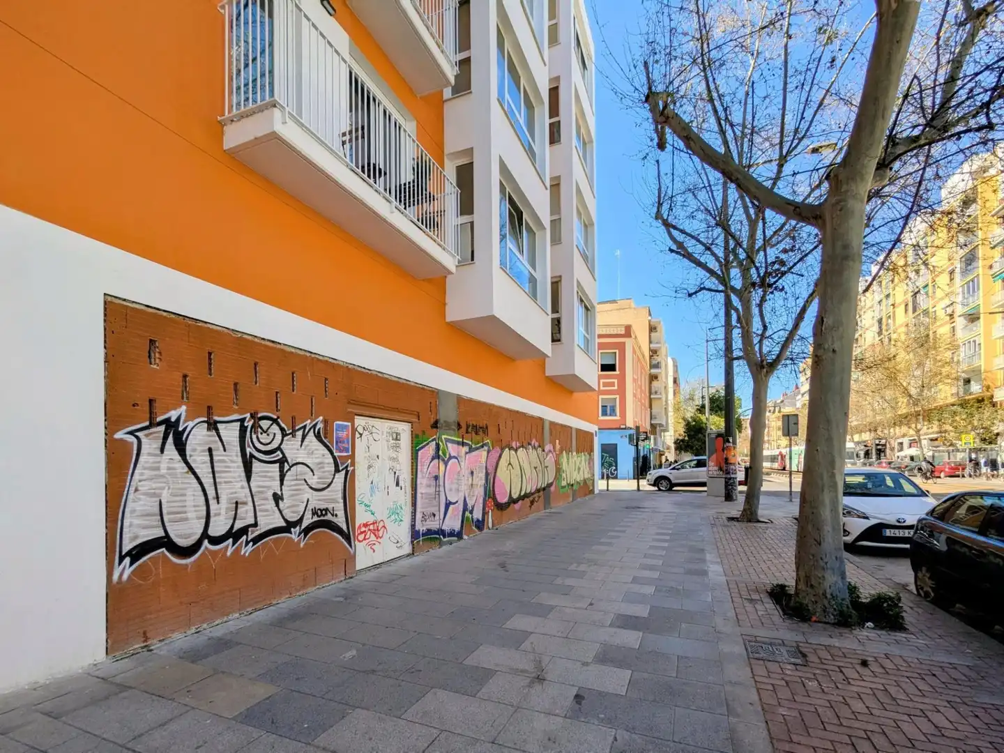 Vista exterior de Local de alquiler en Valencia