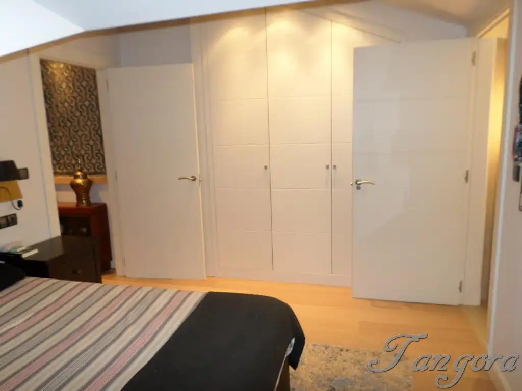 Schlafzimmer von Maisonette zum Verkauf in Getxo  mit Heizung, Parkett und Abstellraum