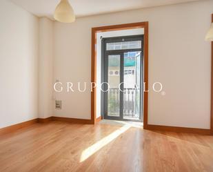 Bedroom of Apartment to rent in Vigo   with Heating, Terrace and Balcony