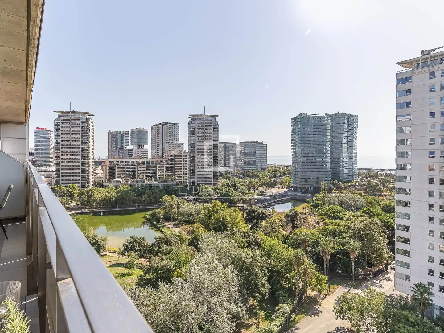 Terrasse von Wohnung zum Verkauf in Barcelona mit Klimaanlage und Balkon