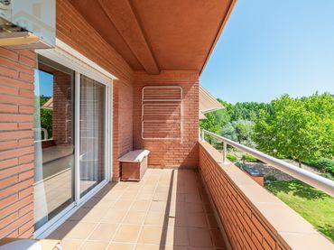 Wohnung mit Pool zum Verkauf in Avenida de la Integración 10
