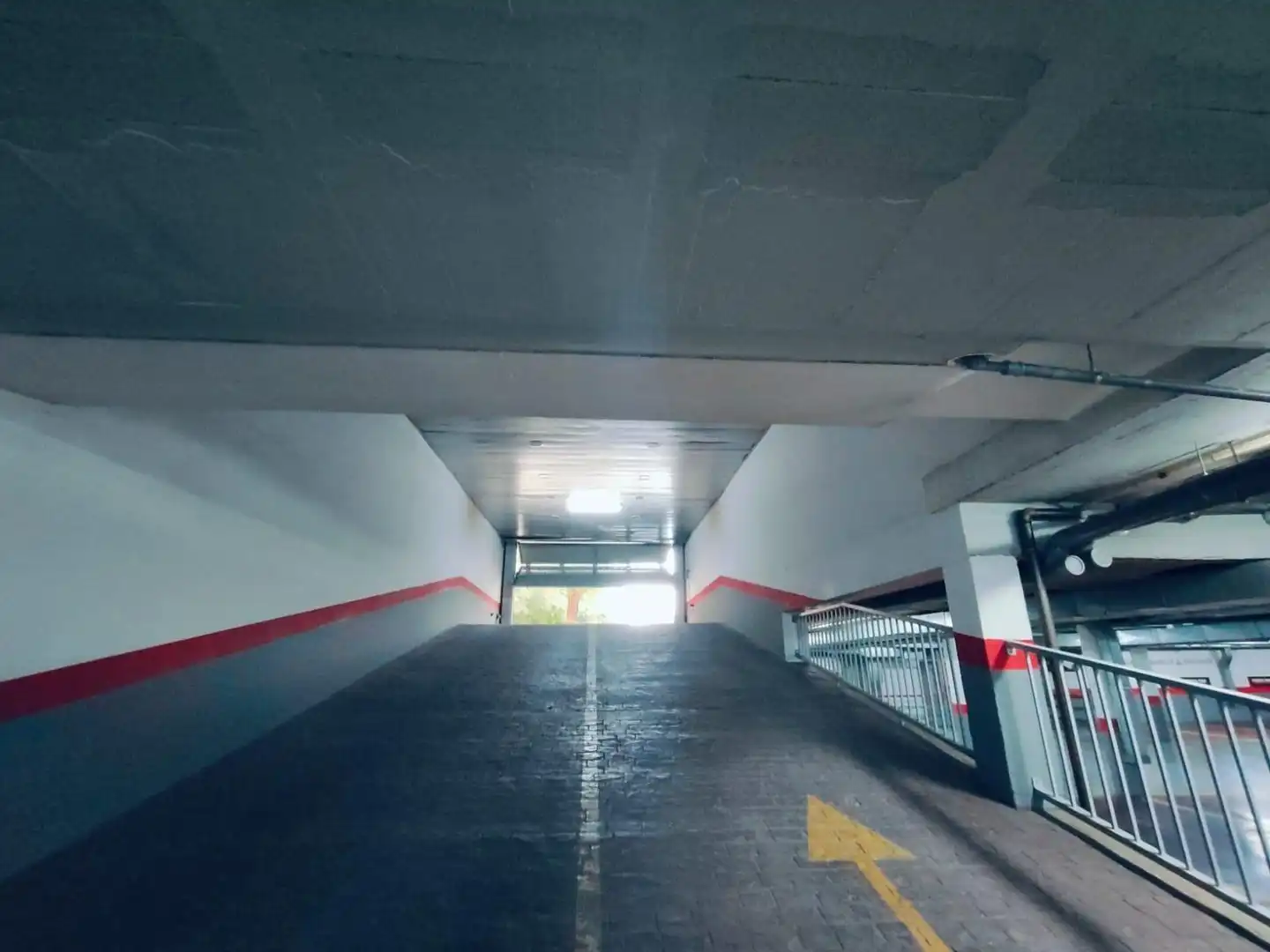Parkplatz von Garage zur Miete in Zaragoza