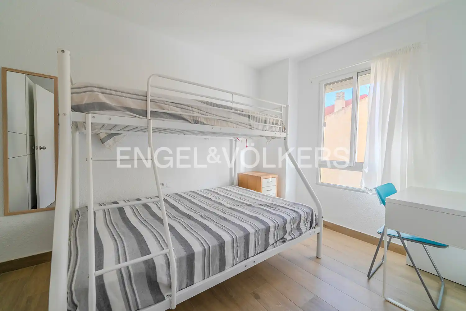 Bedroom of Flat for sale in El Campello  with Air Conditioner, Heating and Terrace