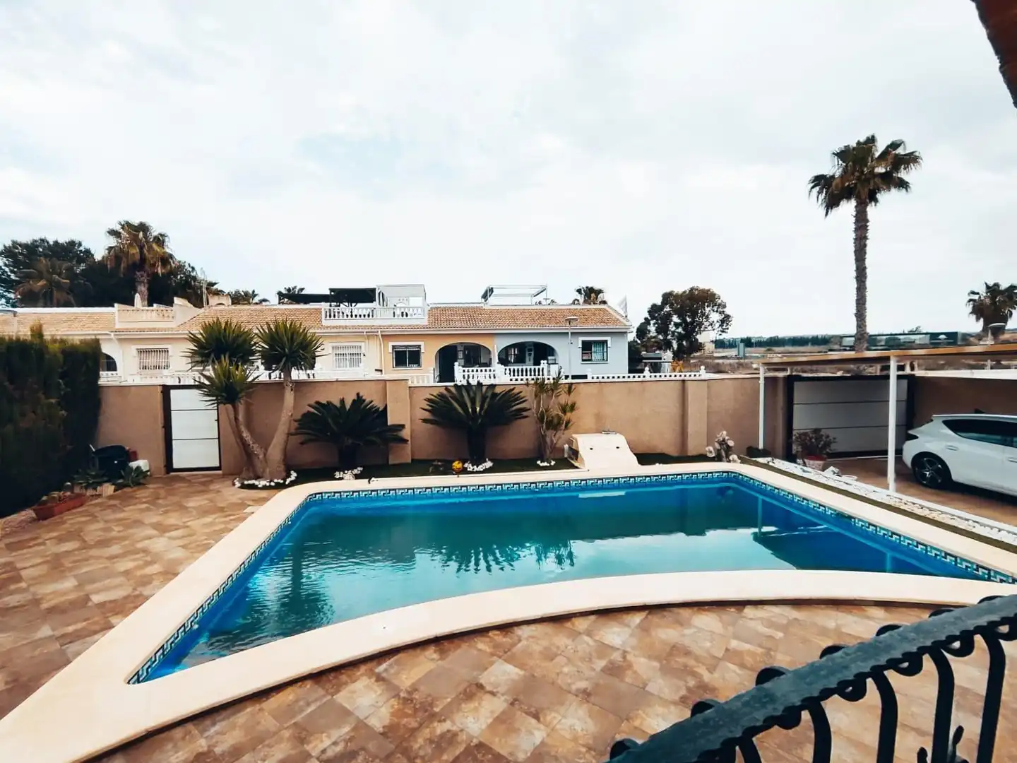 Piscina de Casa o xalet en venda en Benijófar amb Calefacció, Jardí privat i Terrassa