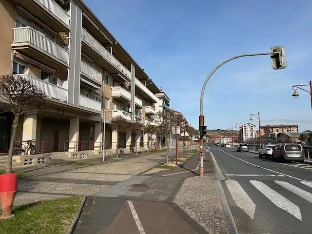 Local comercial de lloguer a Zumaia, imagen 6