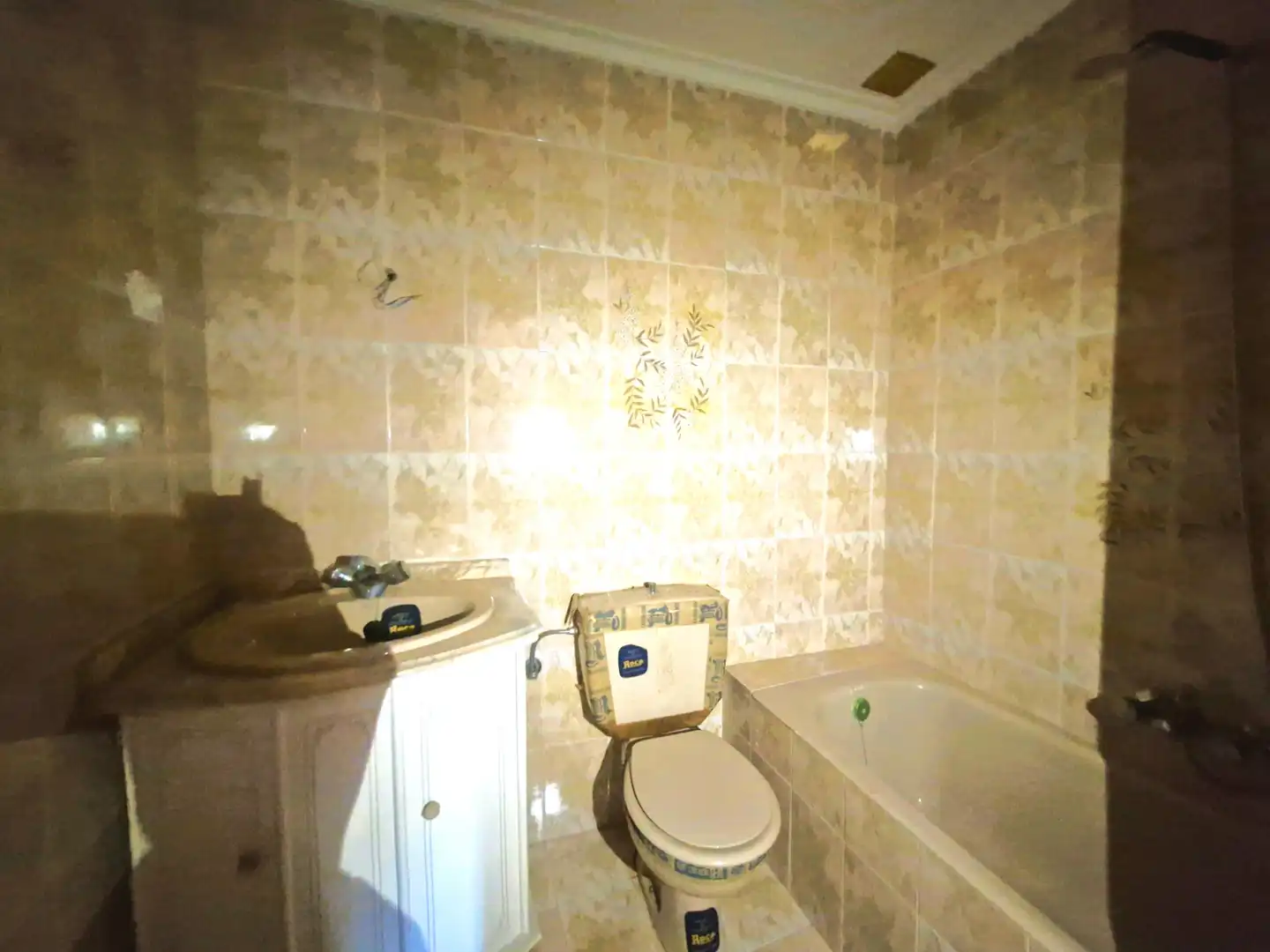 Badezimmer von Gebäude zum Verkauf in Corera