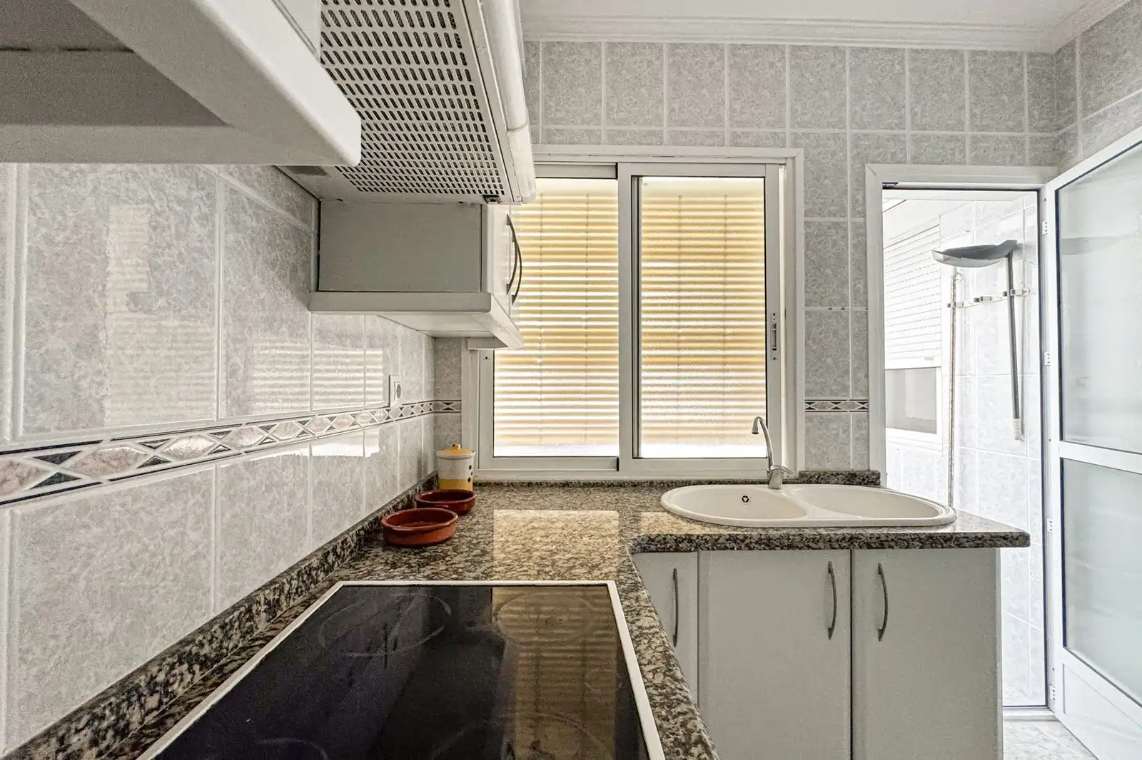 Cocina de Piso en venta en Almería con Terraza