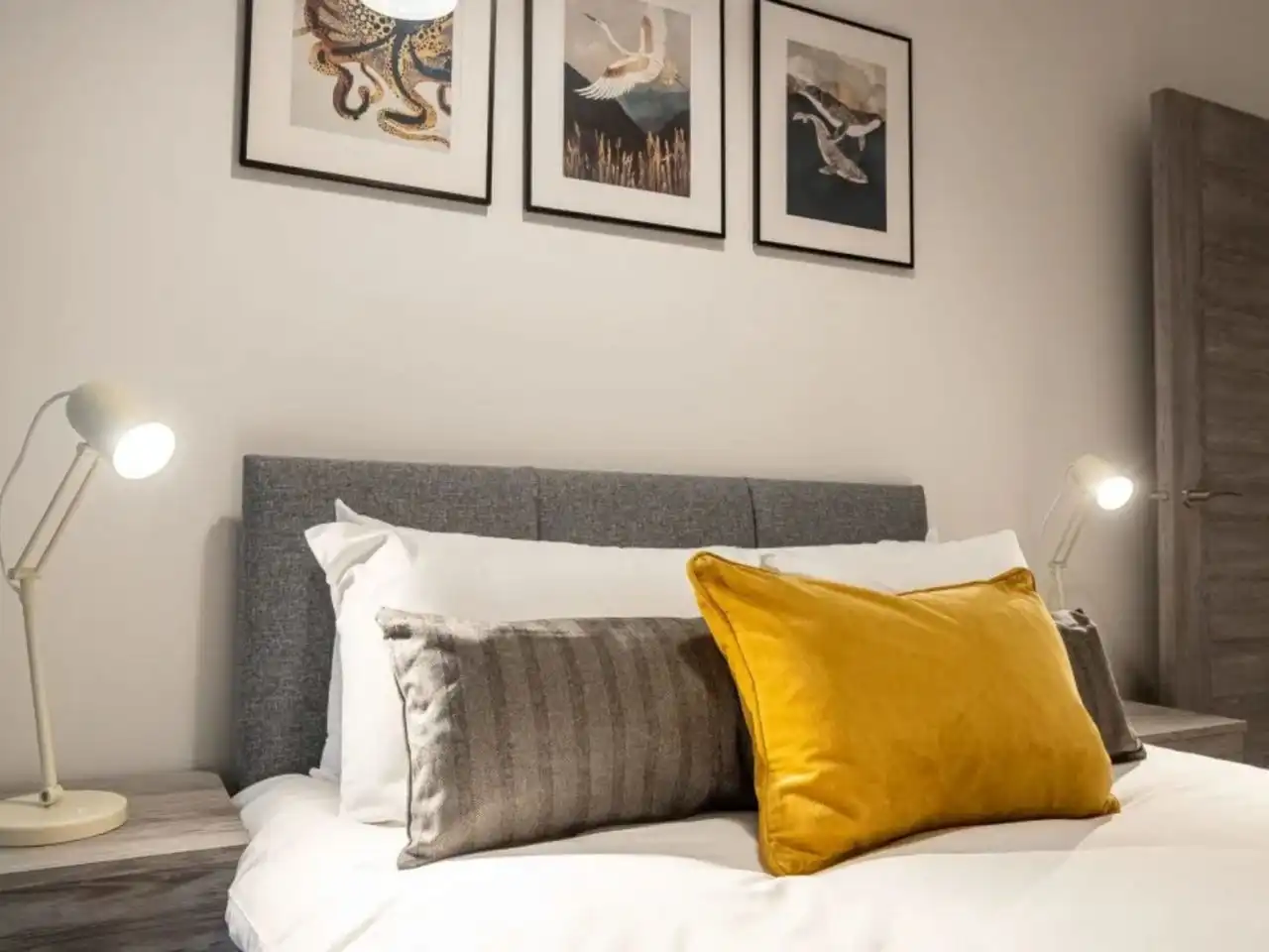 Bedroom of Apartments for rent in Centre Històric