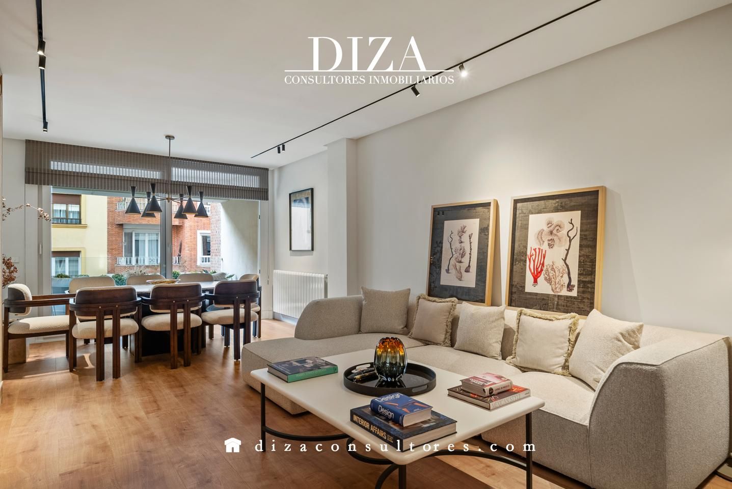 Sala d'estar de Pis en venda en  Madrid Capital amb Aire condicionat, Calefacció i Terrassa