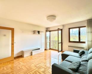 Living room of Flat to rent in Villava / Atarrabia  with Heating, Parquet flooring and Furnished