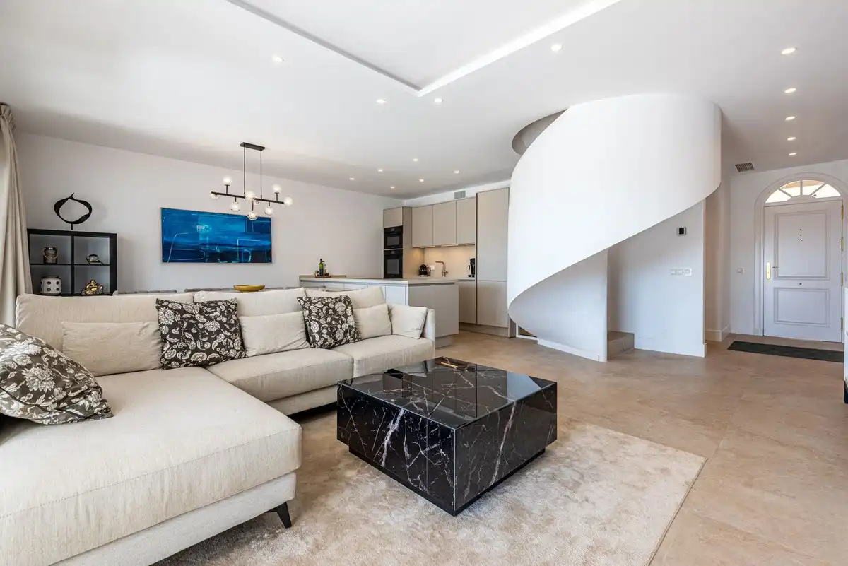 Living room of Detached homes for sale in Marbella  with Air Conditioner, Terrace and Community pool