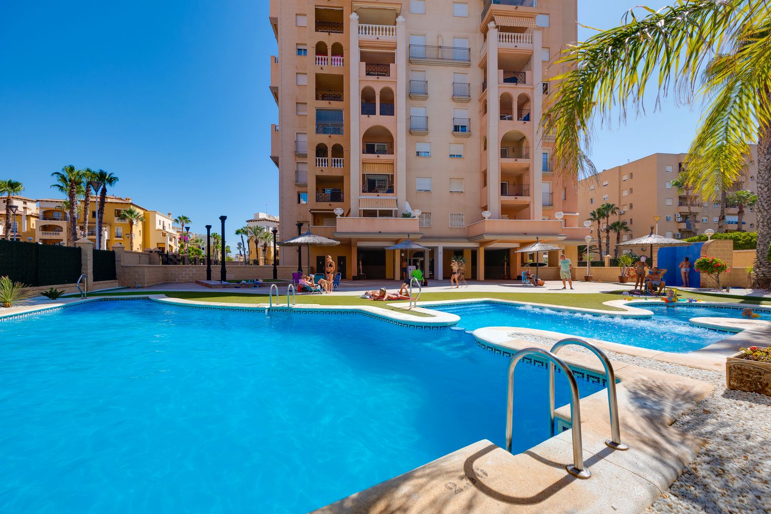 Swimming pool of Apartment for sale in Torrevieja  with Air Conditioner, Heating and Terrace