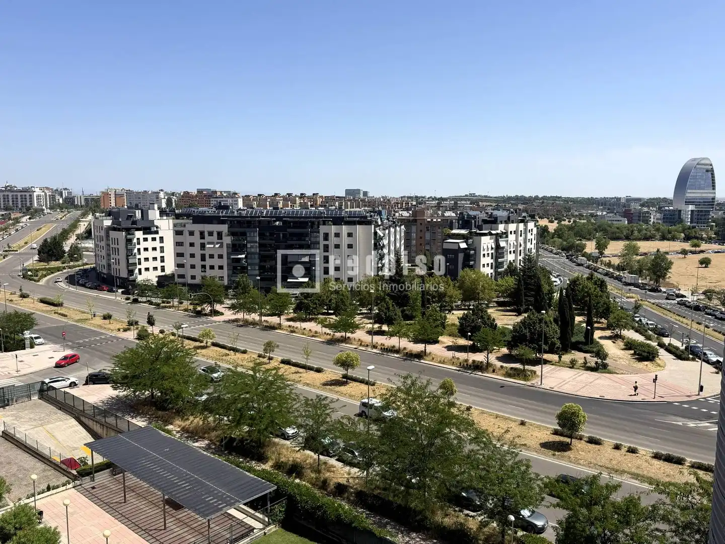 Vista exterior de Ático de alquiler en Madrid con Aire acondicionado, Calefacción y Jardín privado