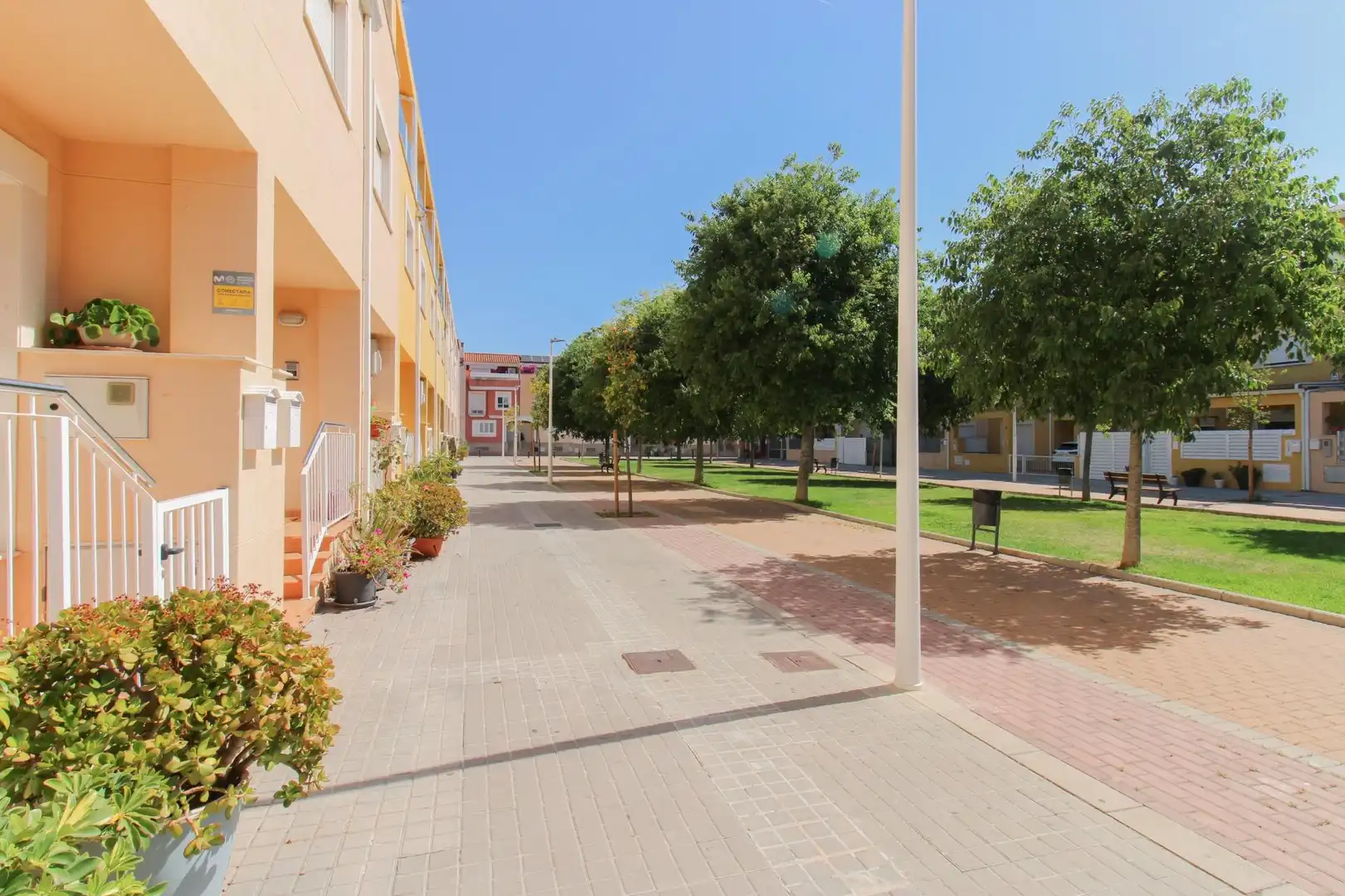 Vista exterior de Casa adosada en venda en Puçol