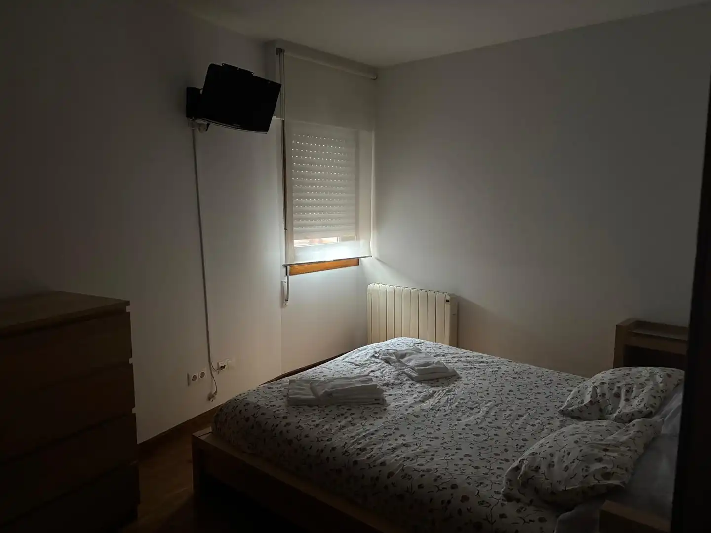Habitación de Piso en venta en Ponteceso con Calefacción, Parquet y Amueblado