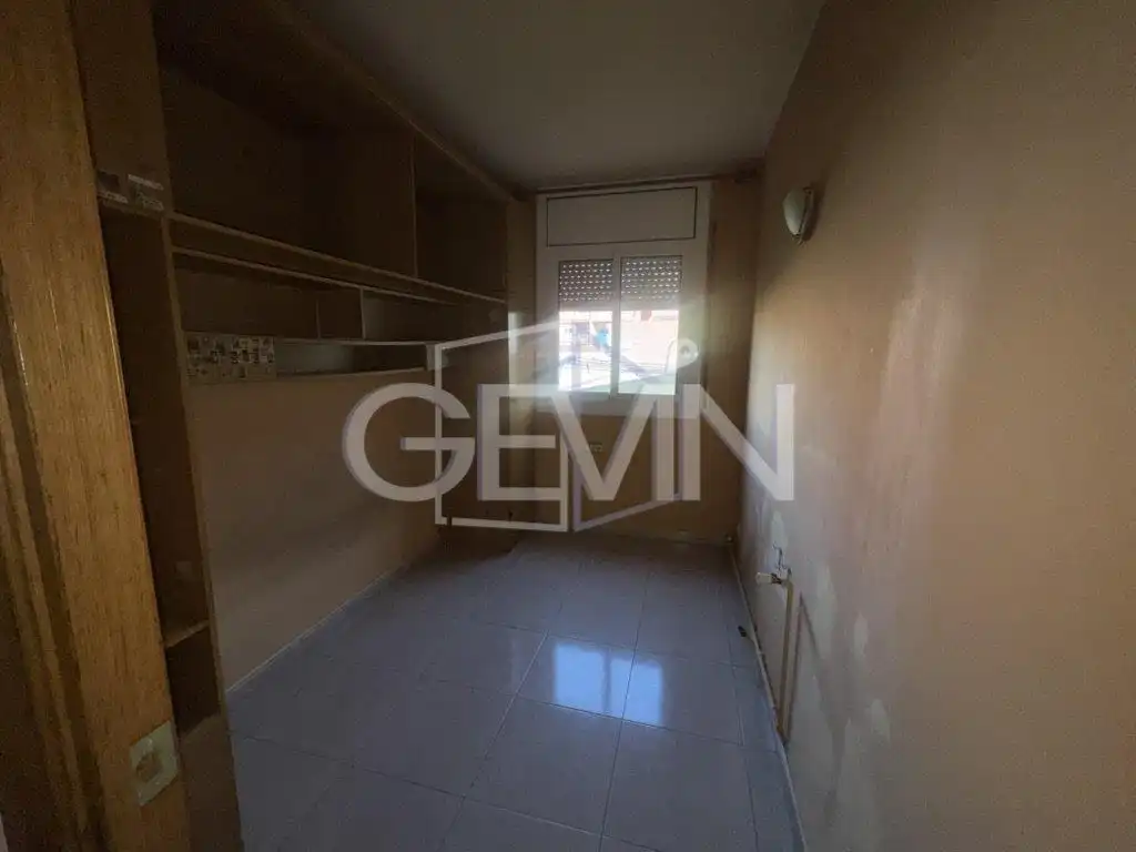 Bedroom of Flat for sale in Mollet del Vallès  with Balcony
