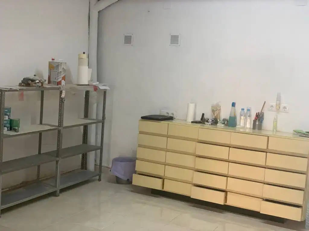 Local de alquiler en Vinaròs con Aire acondicionado y Amueblado