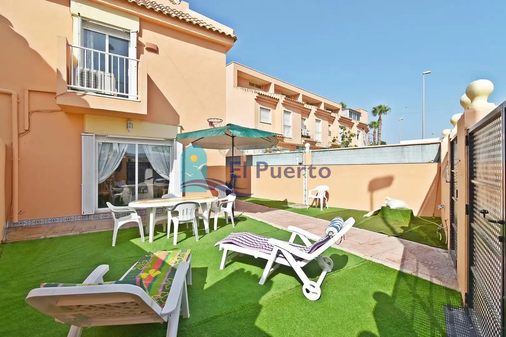 Vista exterior de Dúplex en venda en Mazarrón amb Aire condicionat, Calefacció i Jardí privat
