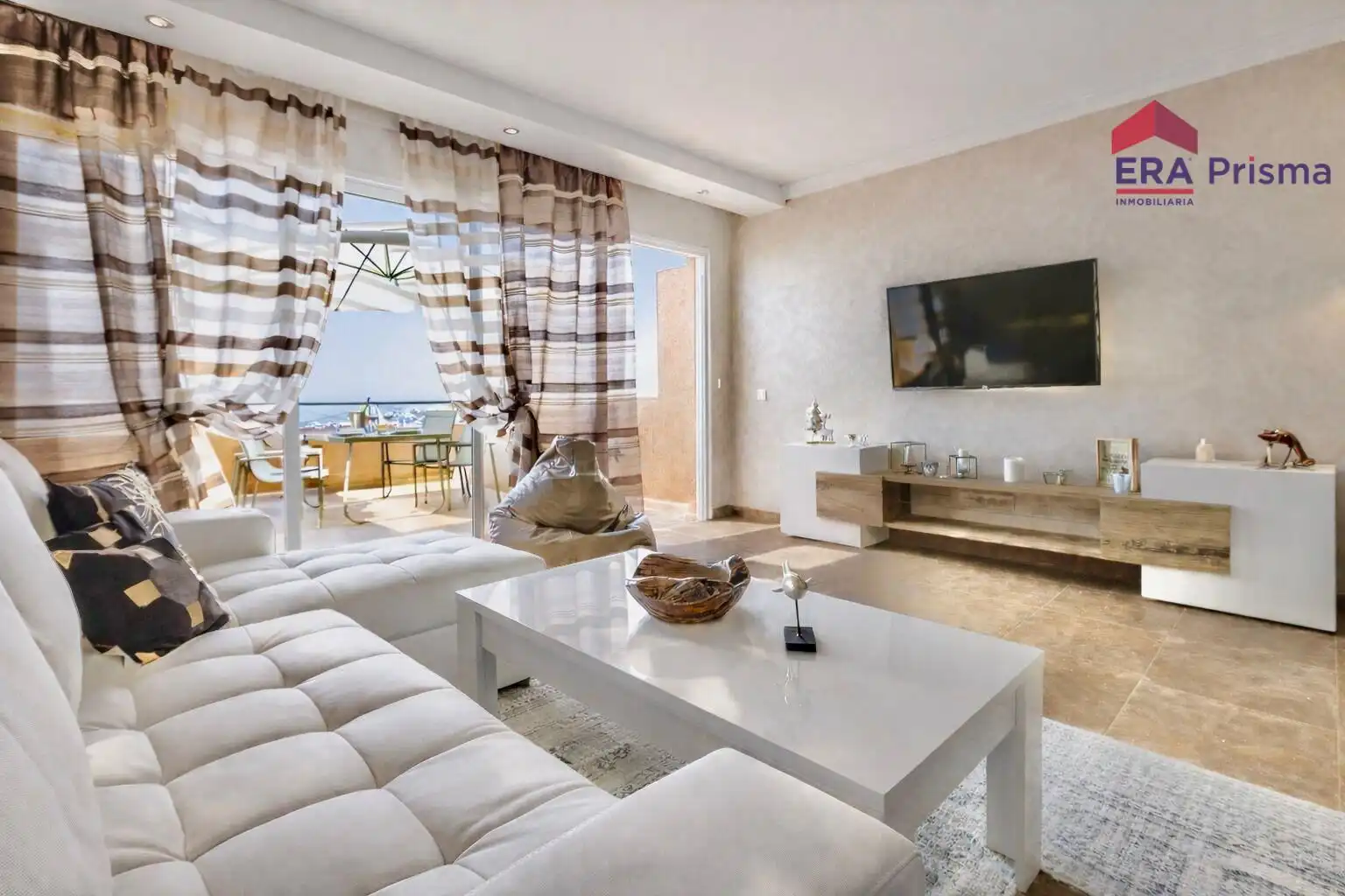 Wohnzimmer von Wohnungen zum Verkauf in Adeje mit Privatgarten, Terrasse und Gemeinschaftspool