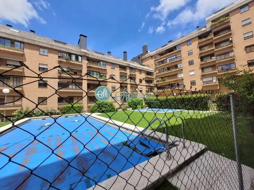 Außenansicht von Wohnung zum Verkauf in Segovia mit Heizung