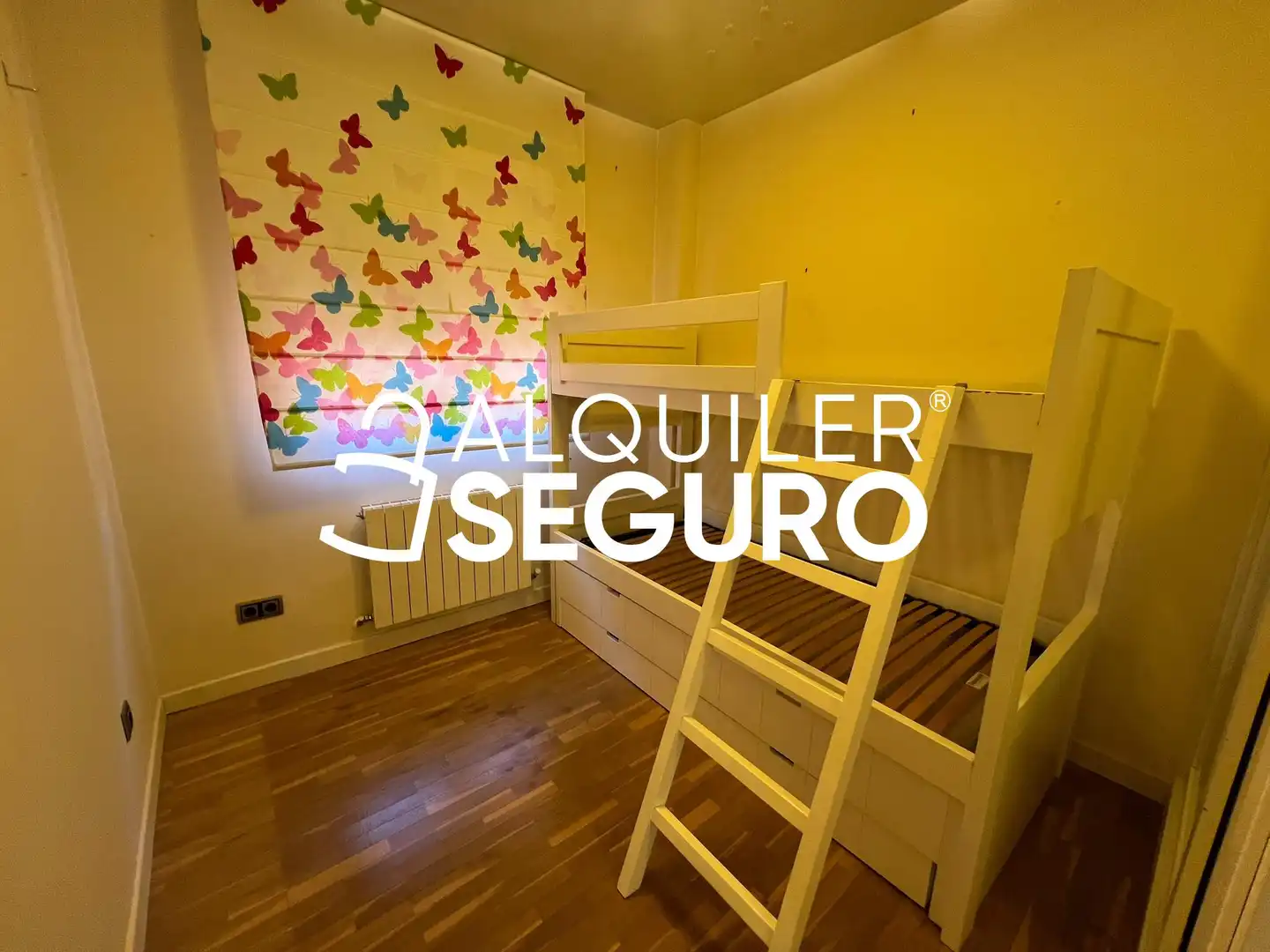 Bedroom of Flat for rent in Tres Cantos  with Air Conditioner and Heating