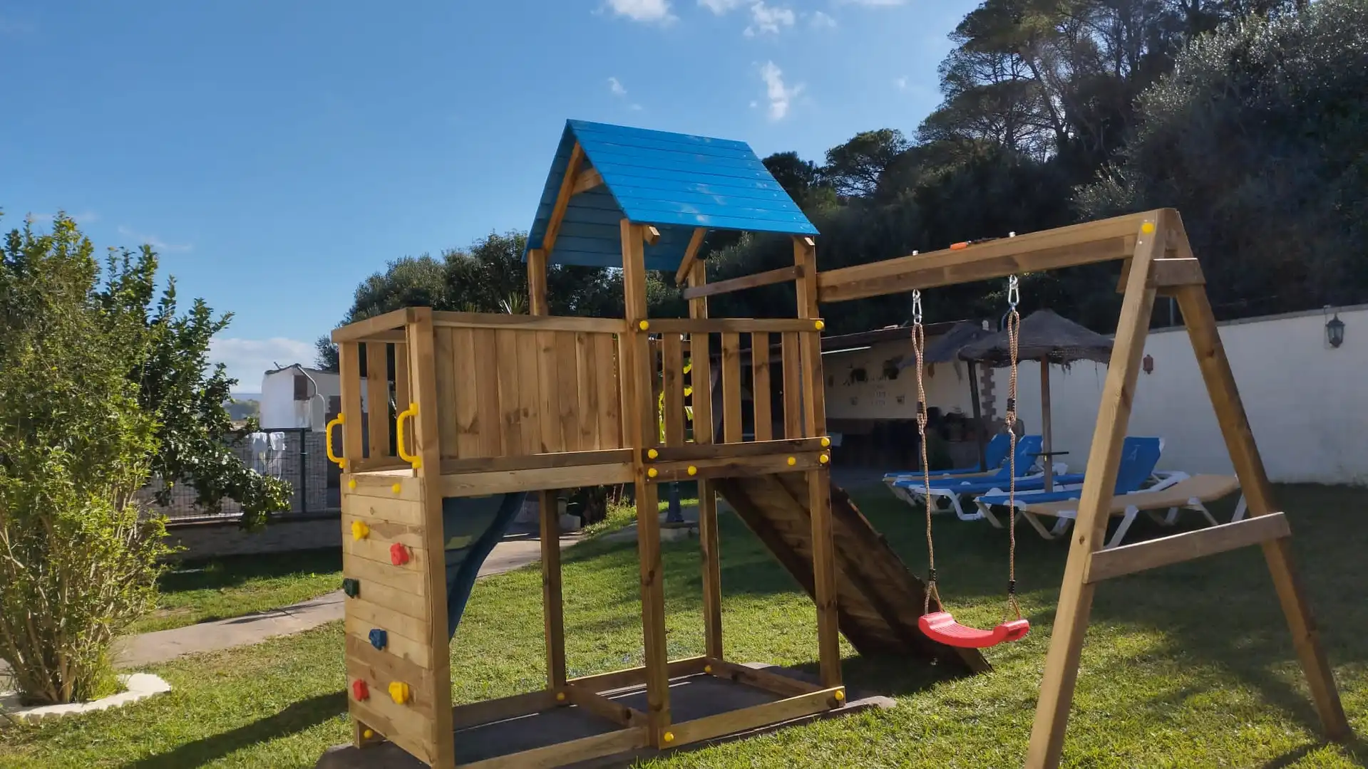 Jardín de Casa o chalet de alquiler en Barbate con Aire acondicionado, Calefacción y Jardín privado