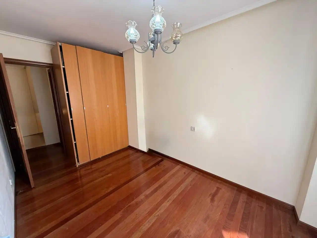 Habitación de Piso en venta en Castro-Urdiales con Calefacción, Parquet y Terraza