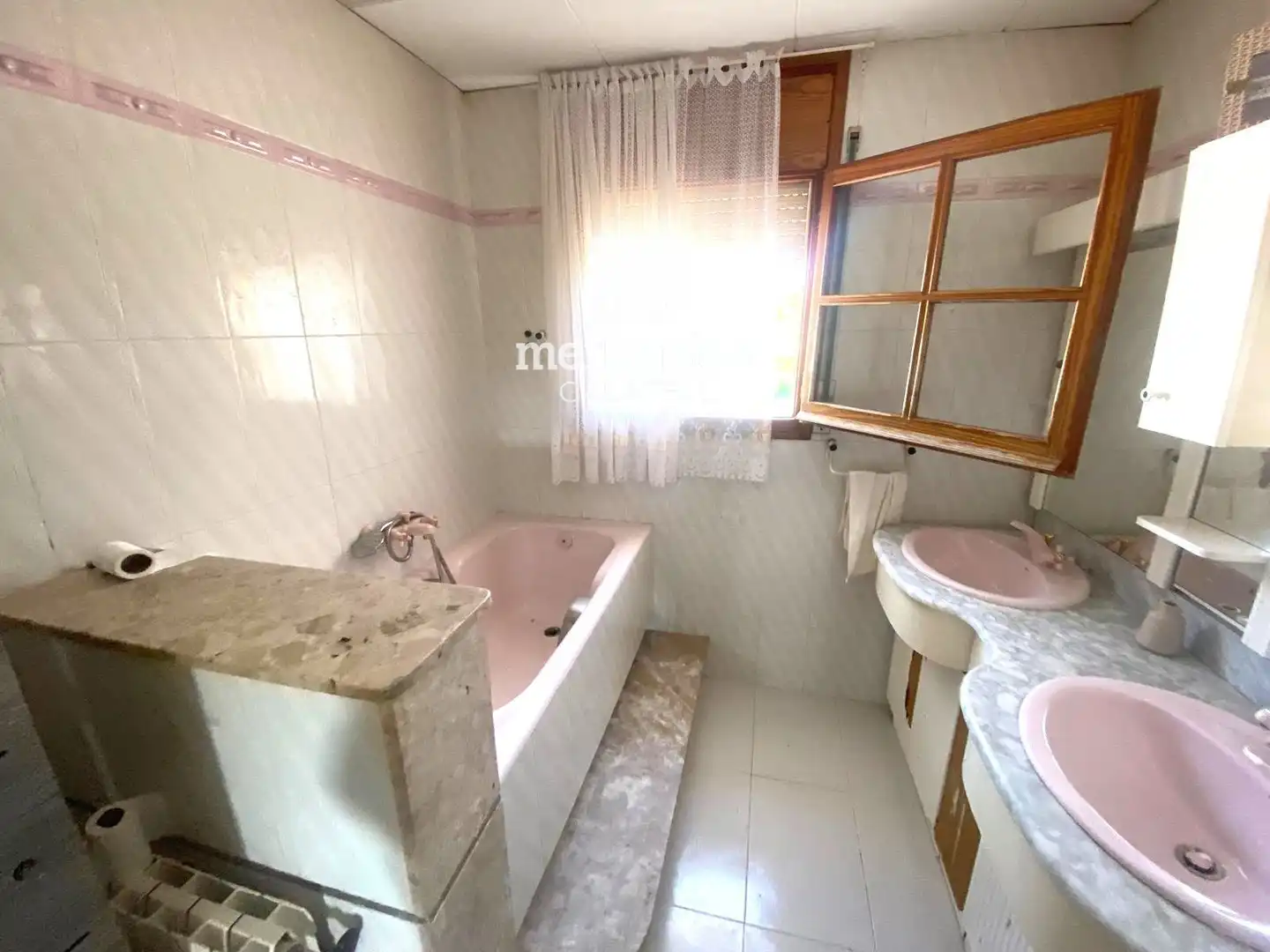 Dormitori de Casa o xalet en venda en Cunit amb Jardí privat, Terrassa i Traster