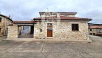 Vista exterior de Casa o xalet en venda en Merindad de Río Ubierna amb Calefacció, Terrassa i Forn