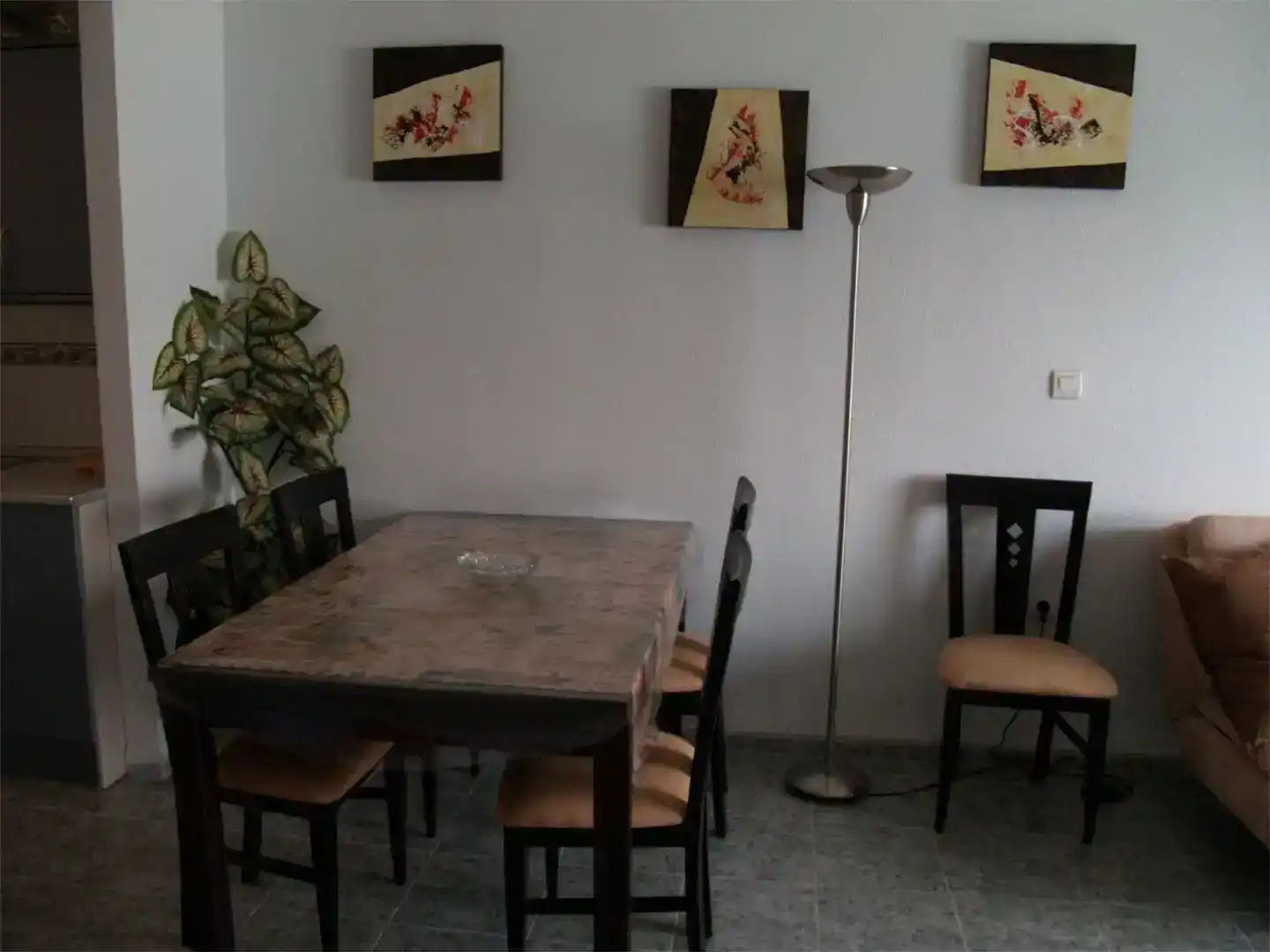 Menjador de Apartament de lloguer en Almuñécar amb Balcó