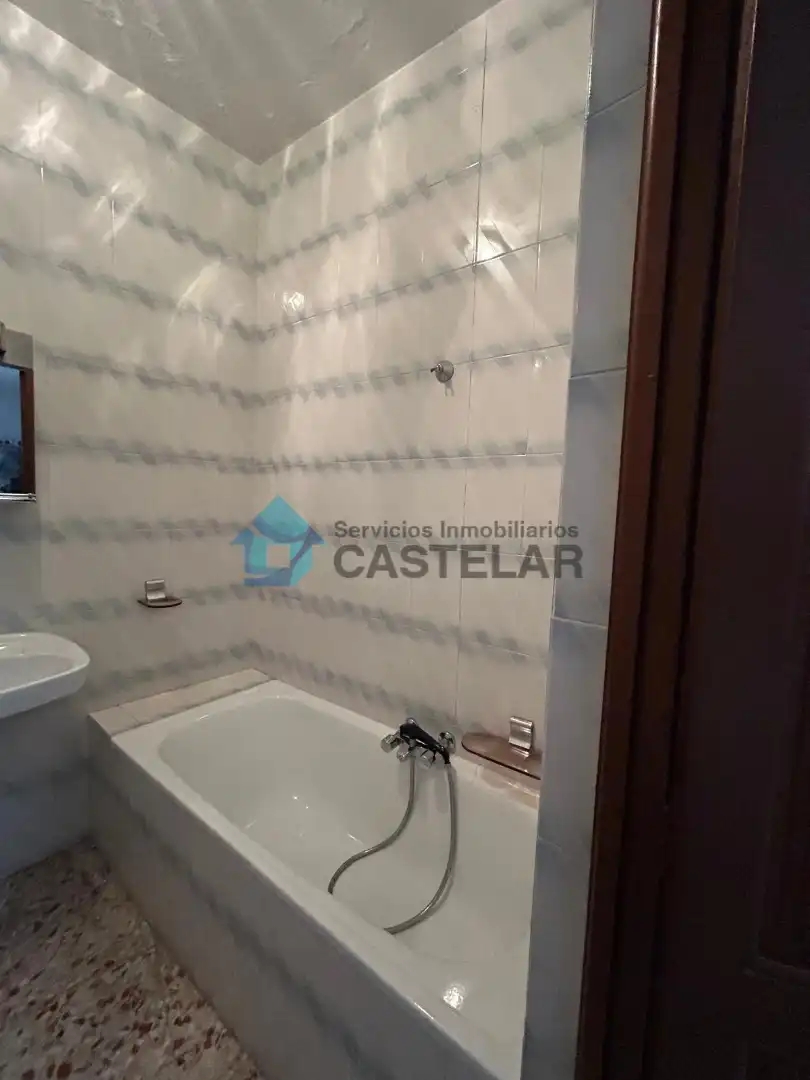 Baño de Casa adosada en venta en Salvaleón con Amueblado