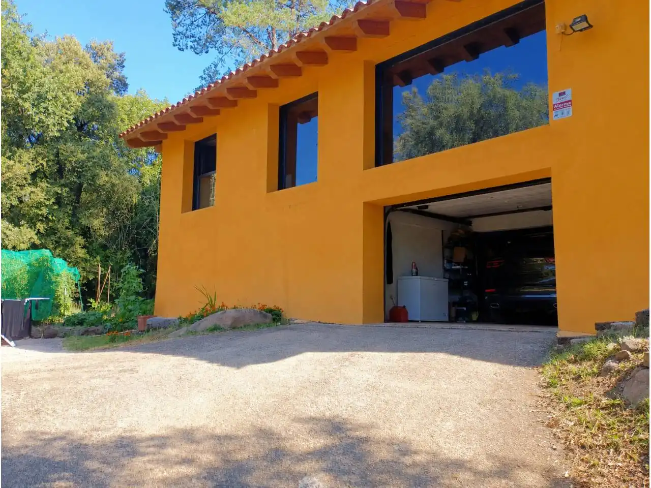 Vista exterior de Casa o xalet en venda en La Vall de Bianya