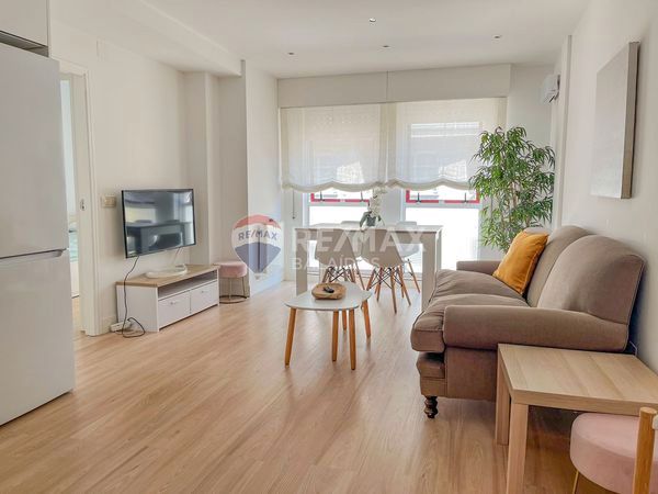 Living room of Apartment for sale in Sanxenxo  with Heating, Storage room and Furnished