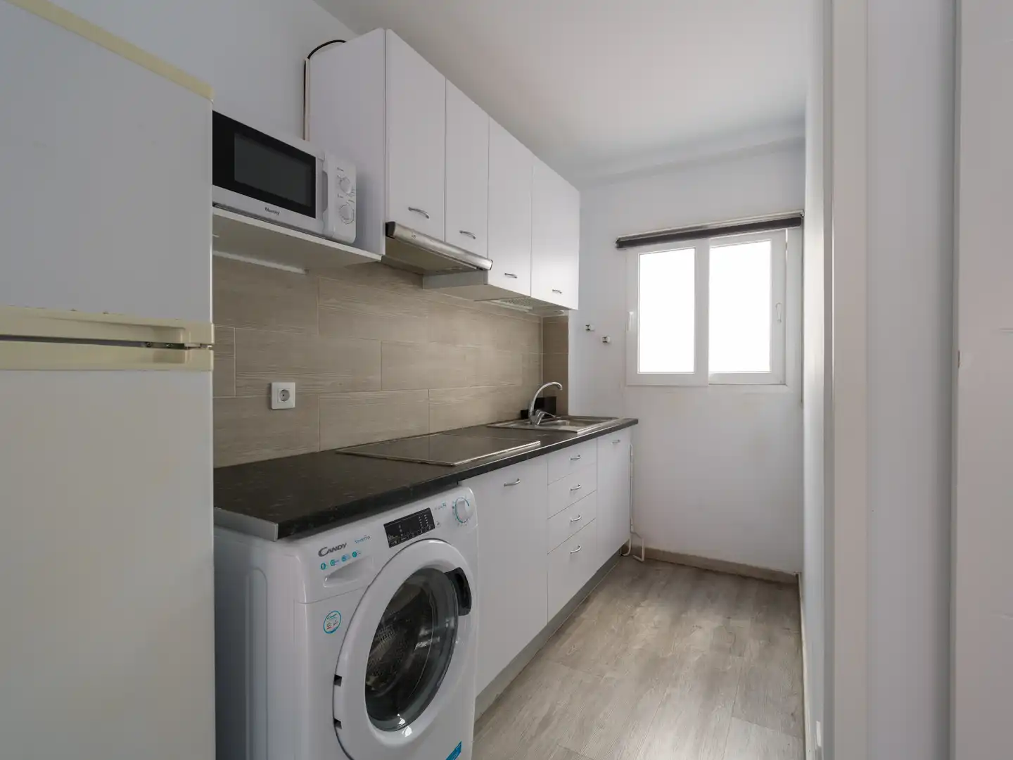 Küche von Wohnung zum Verkauf in Las Palmas de Gran Canaria mit Abstellraum
