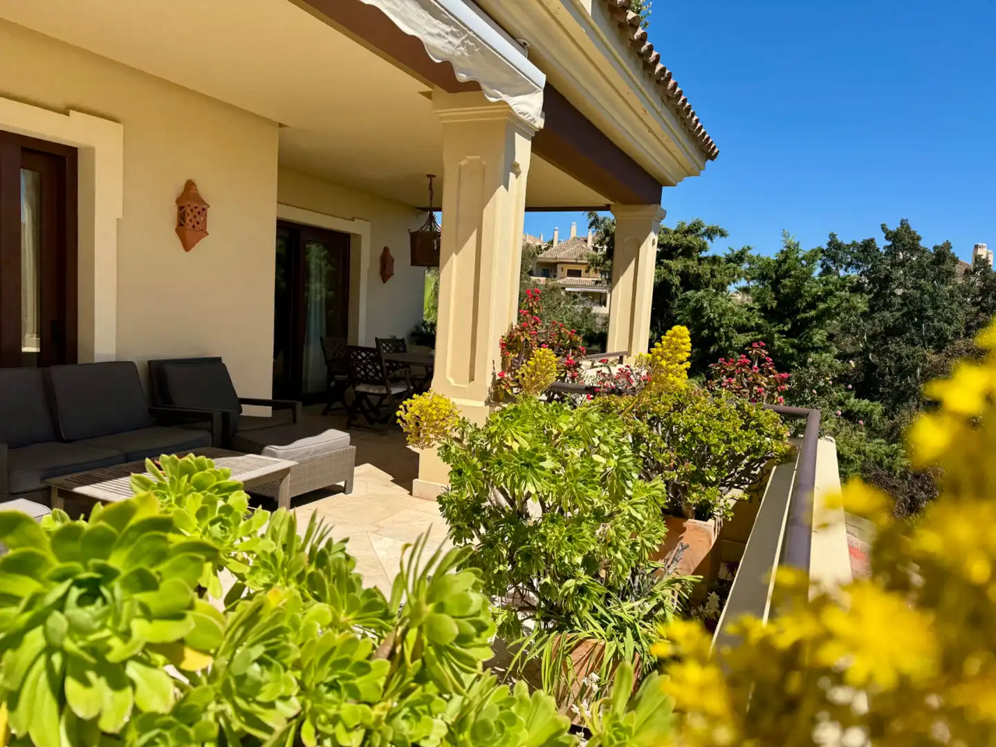 Terrace of Flat for sale in Sotogrande  with Air Conditioner, Heating and Private garden