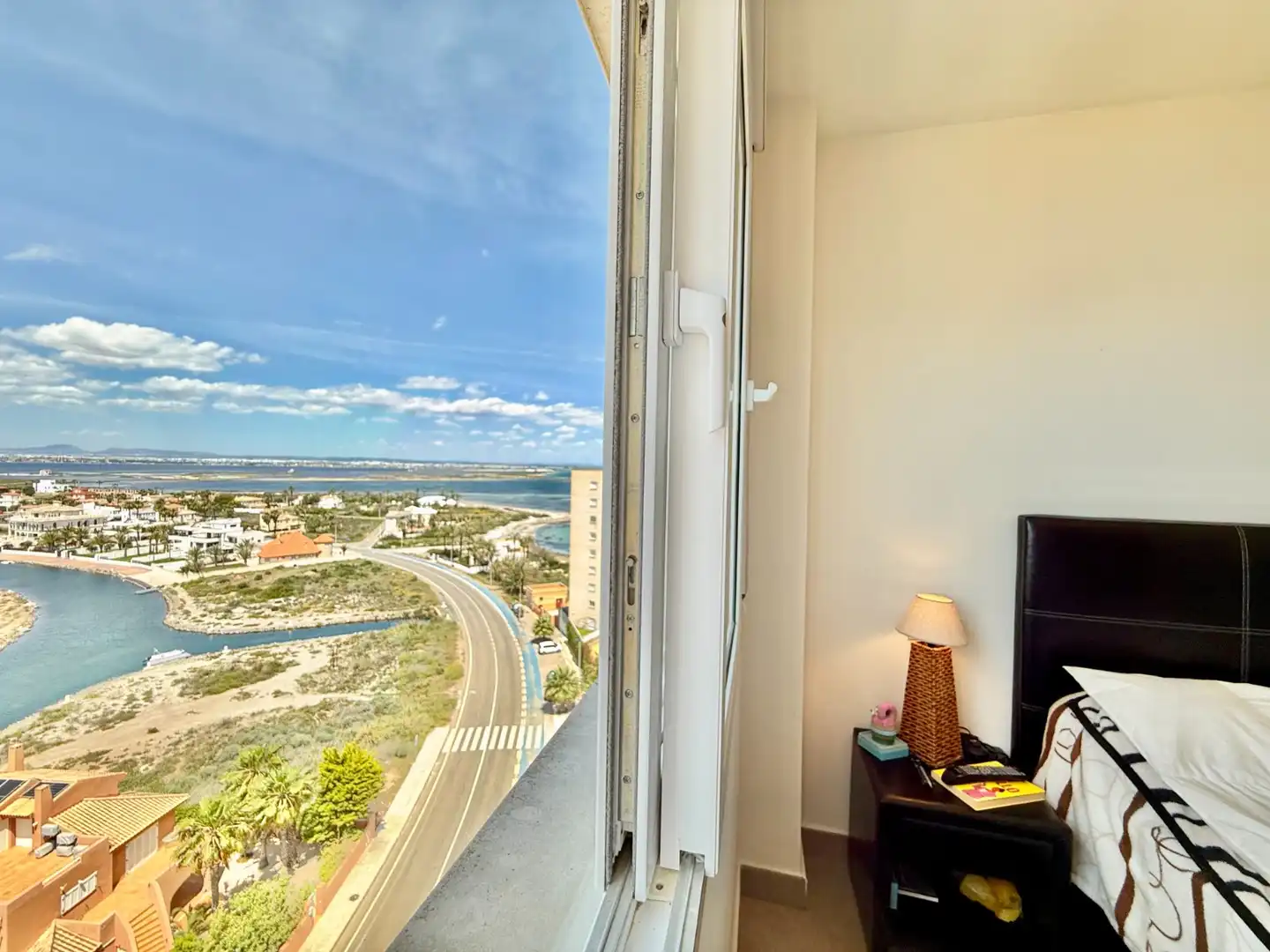 Terraza de Ático en venta en La Manga del Mar Menor con Aire acondicionado, Terraza y Trastero