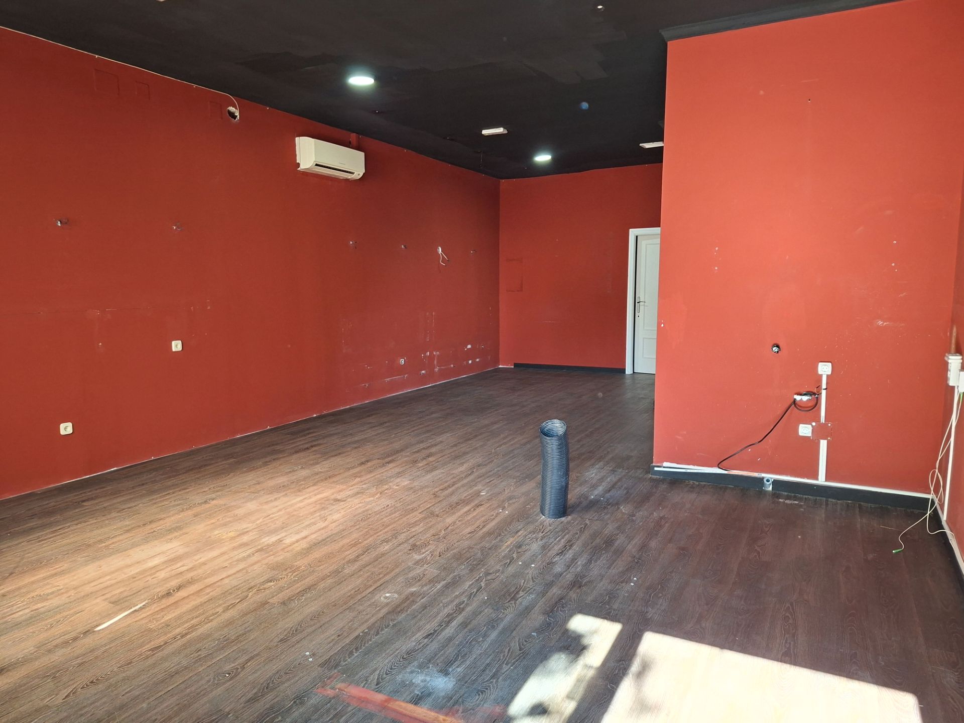 Local de lloguer a Parque Europa - Los Pitufos