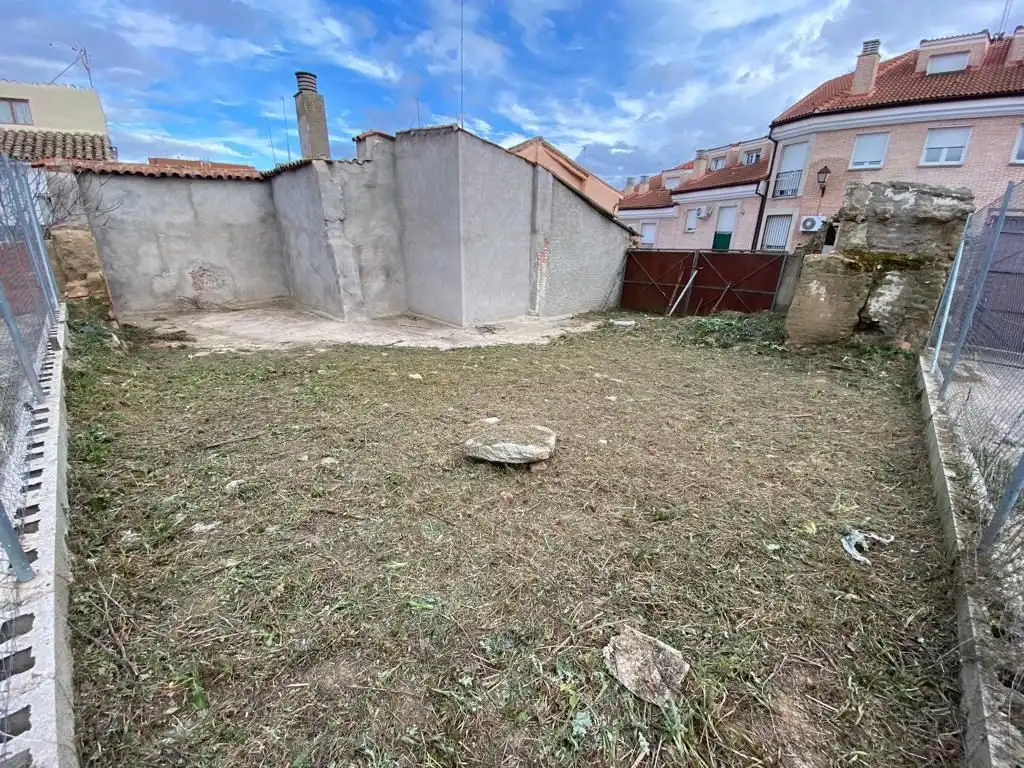 Terrenys i solars en venda a Villa del Prado, imagen 4