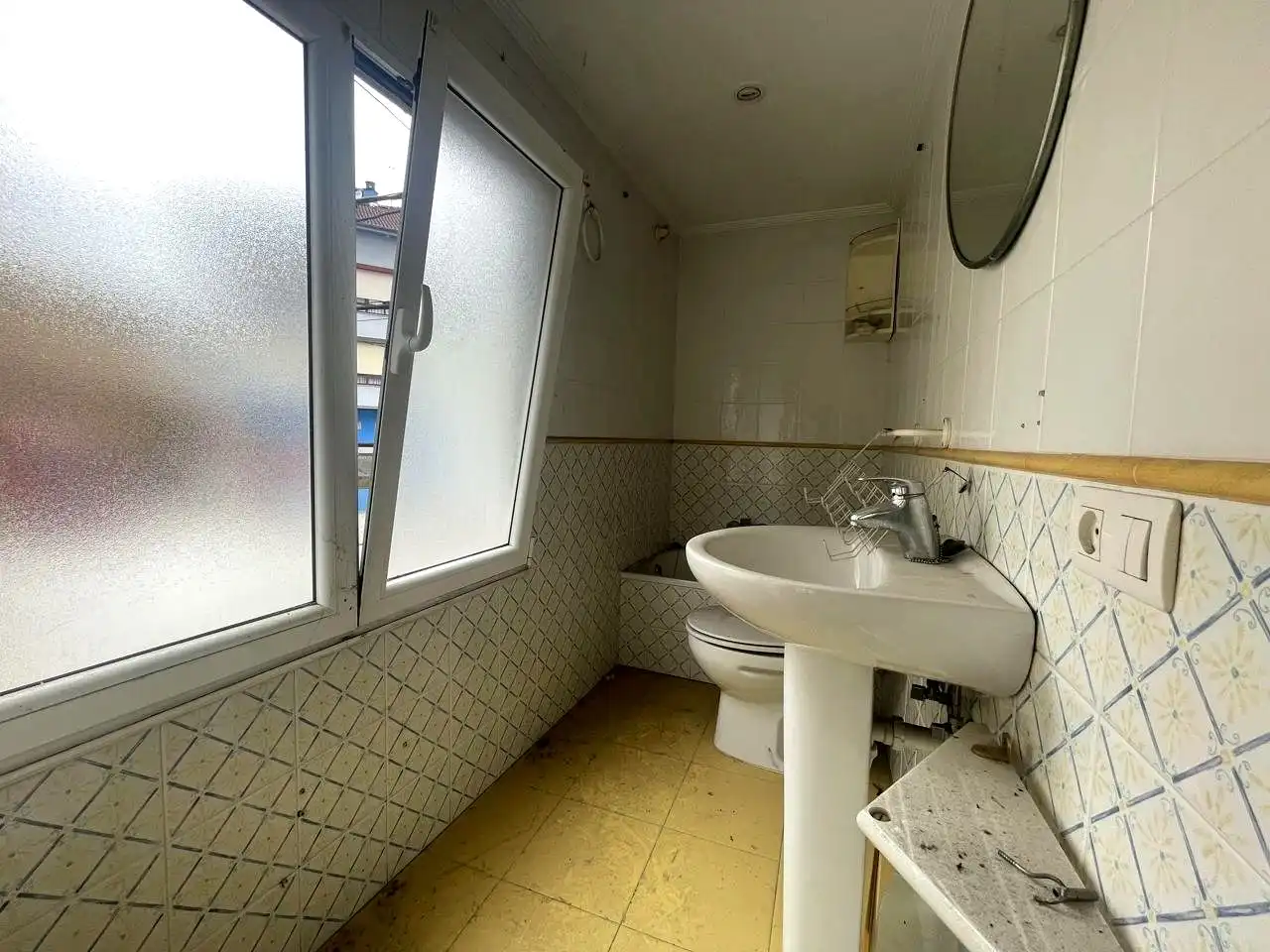 Bany de Edifici en venda en Mieres (Asturias)