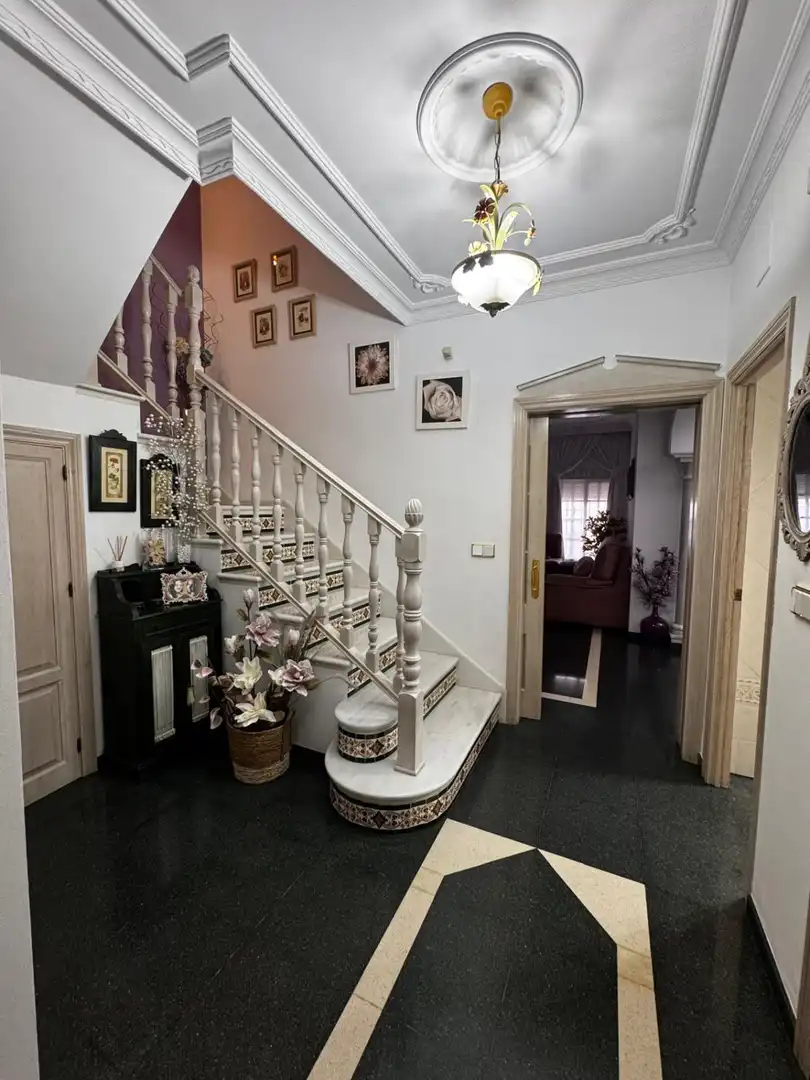 Casa o chalet en venta en Dos Hermanas con Aire acondicionado, Terraza y Trastero