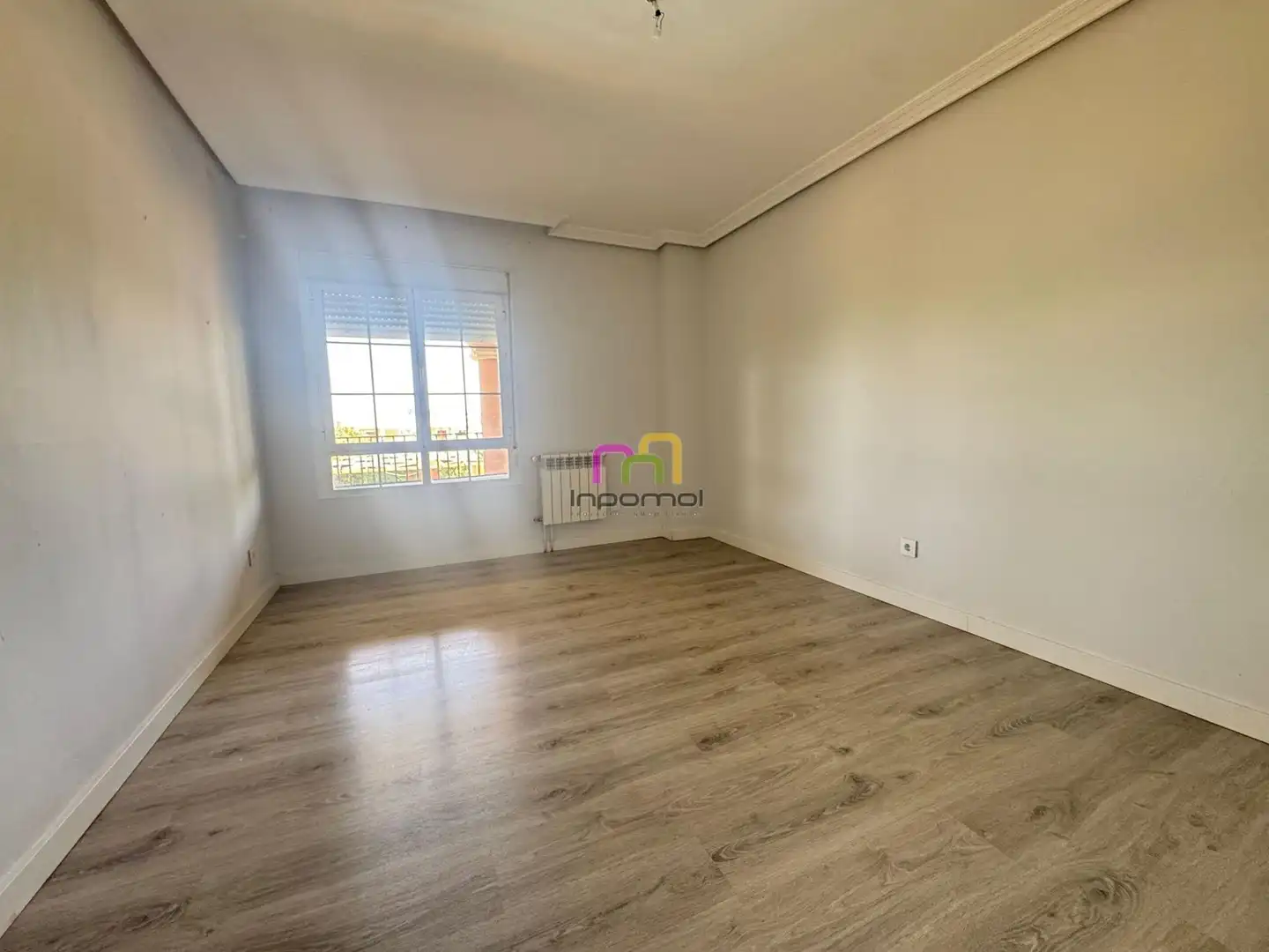 Dormitori de Casa o xalet en venda en Badajoz amb Aire condicionat, Calefacció i Jardí privat