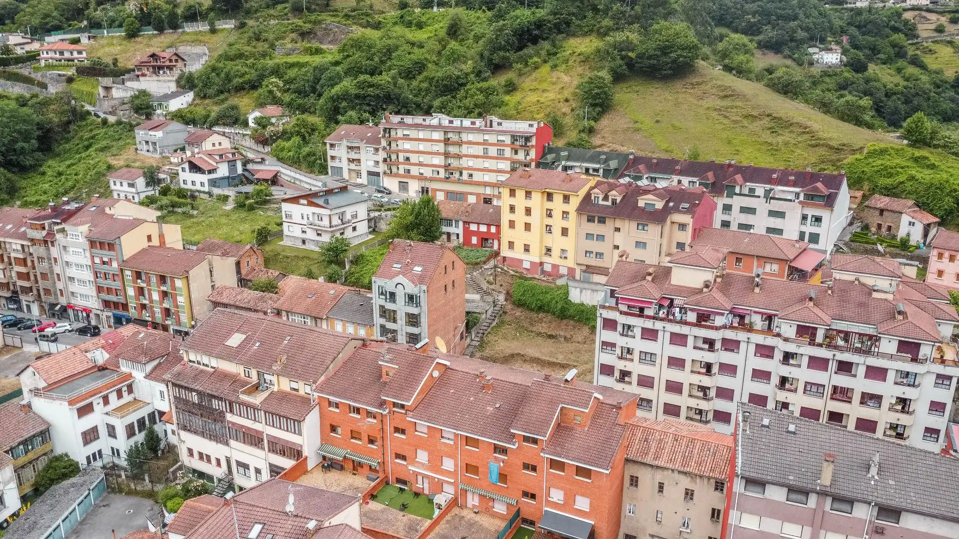 Vista exterior de Pis en venda en Aller amb Traster