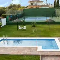Piscina de Casa o xalet en venda en El Puerto de Santa María amb Jardí privat, Terrassa i Piscina