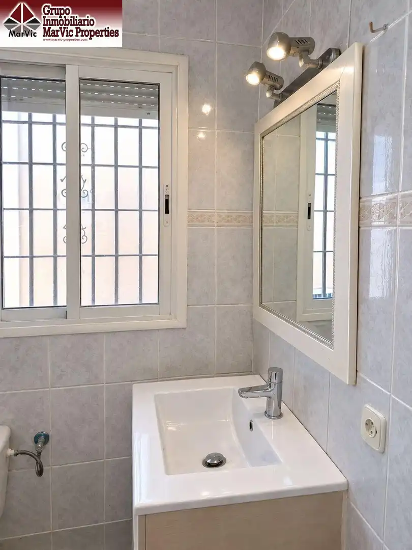 Badezimmer von Wohnung zum Verkauf in Benidorm