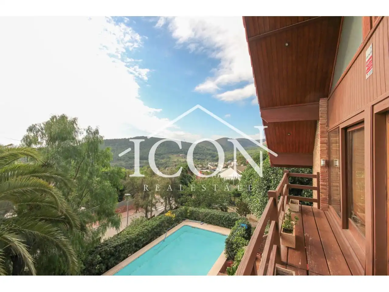 Vista exterior de Casa o chalet en venta en Gavà con Aire acondicionado, Jardín privado y Parquet
