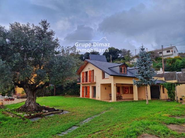 Casa-chalet en Alquiler en Sant Cebrià de Vallalta