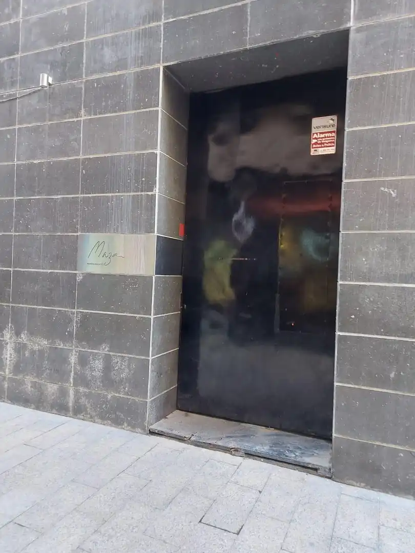 Außenansicht von Geschaftsraum zur Miete in Murcia mit Klimaanlage