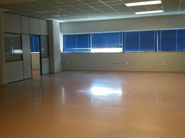 Oficina de lloguer a Avenida Alcalde Luis Uruñuela