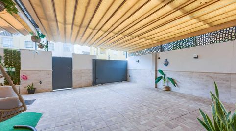 Foto 3 de Casa adosada en venta en Calle Tomillo, Espartinas Pueblo, Espartinas