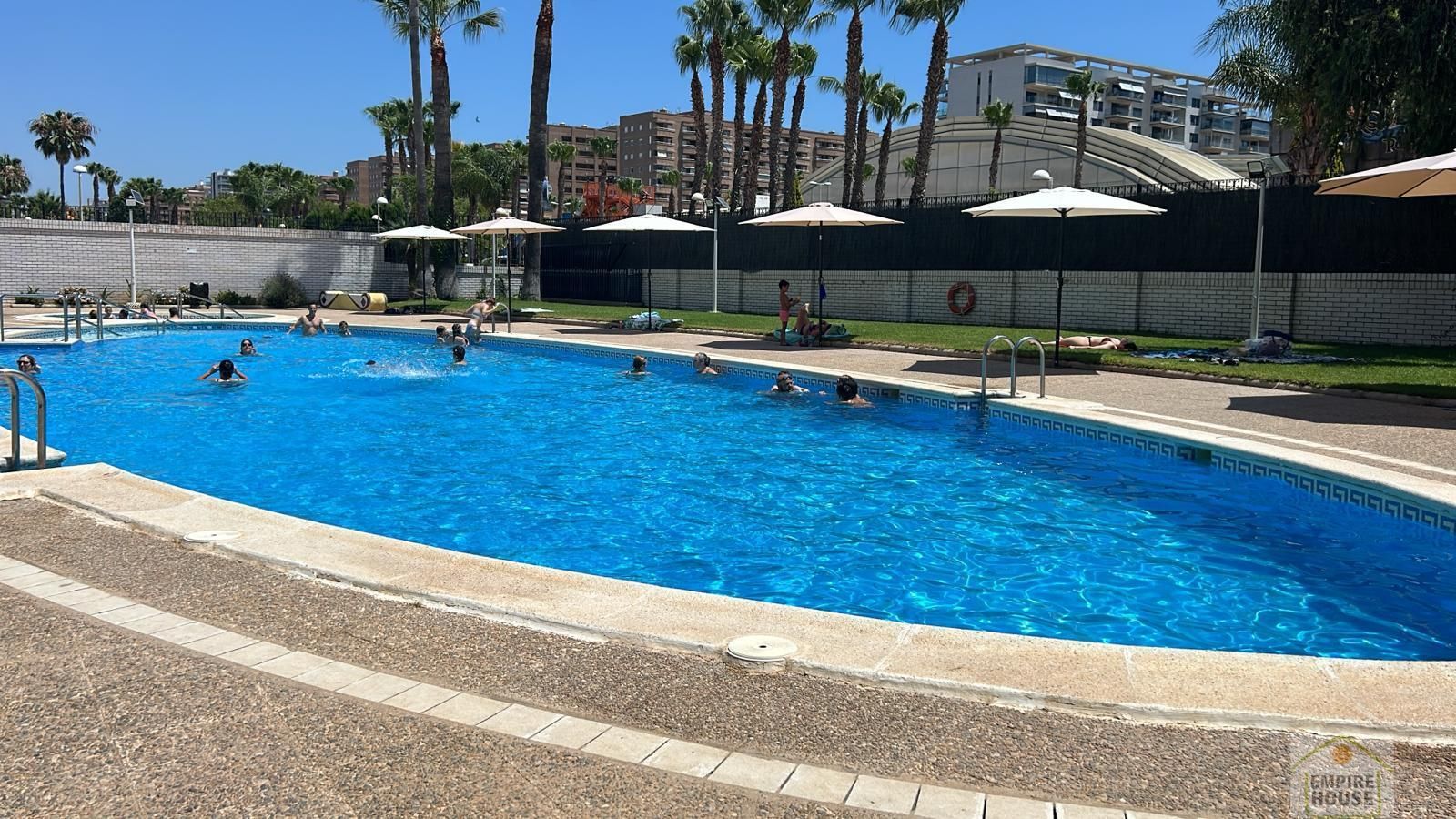 Piscina de Apartamento en venta en Oropesa del Mar / Orpesa con Aire acondicionado, Calefacción y Terraza